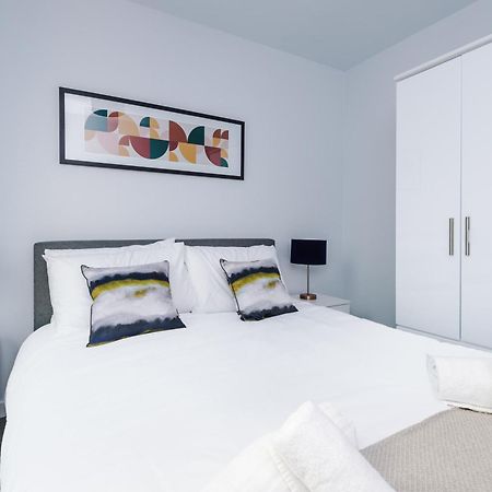 Hilltop Serviced Apartments - Deansgate Манчестър Екстериор снимка