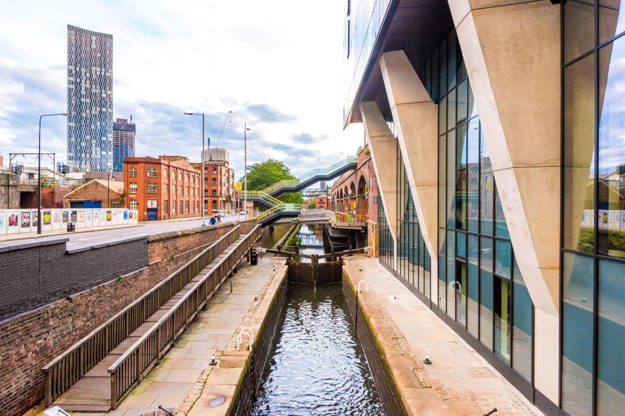 Hilltop Serviced Apartments - Deansgate Манчестър Екстериор снимка